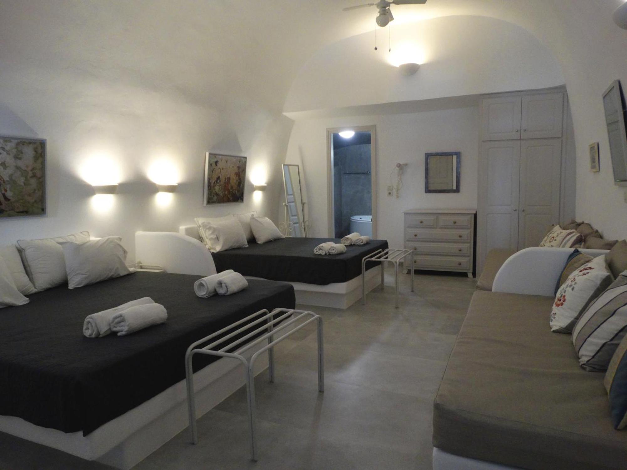 Yposkafo Suites - Villa - Santorini Fira  Zewnętrze zdjęcie